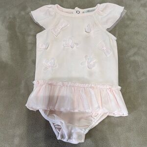 Miniclassix Pink Baby Onesie with Bows‎